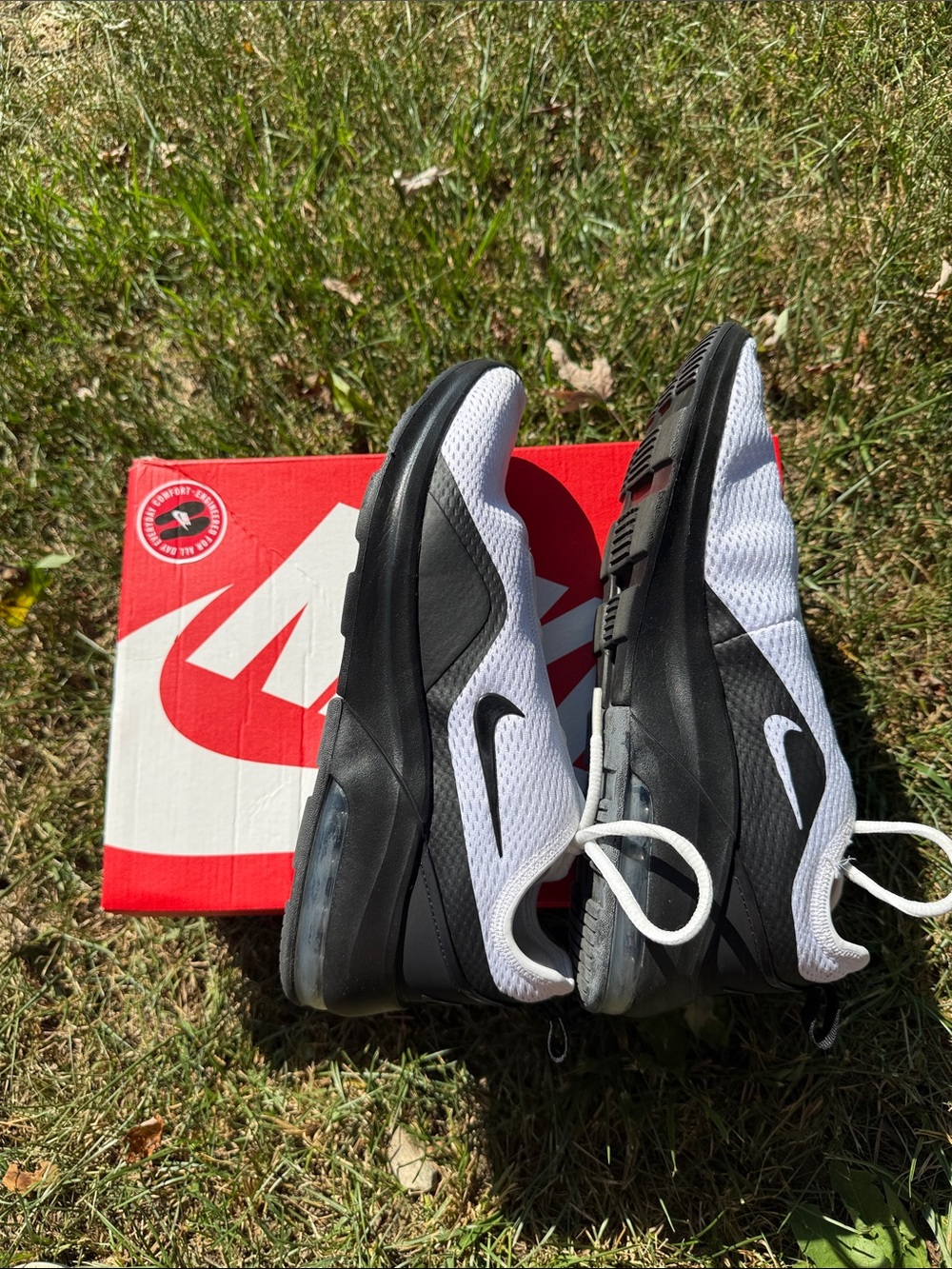 Nike Air Motion 2 size 11